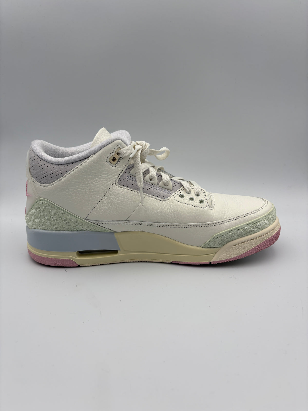 JORDAN 3 SPRINGS IN THE AIR