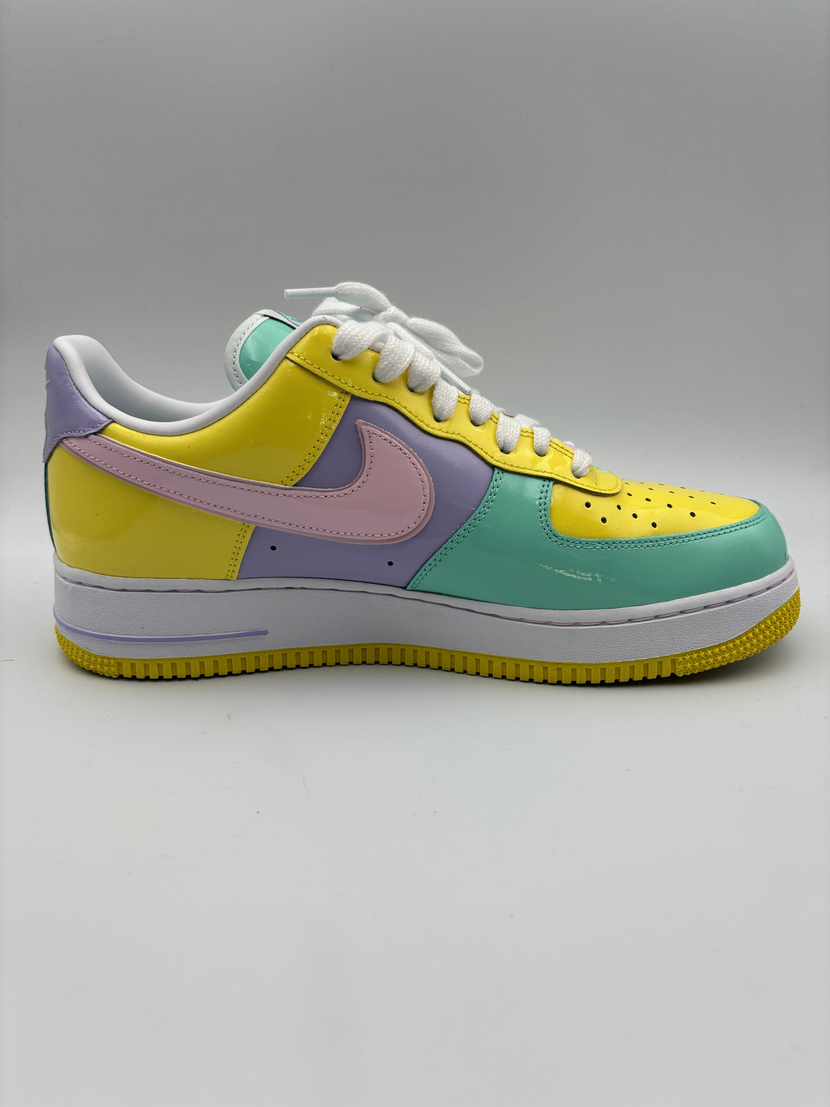 AIR FORCE 1 EASTER
