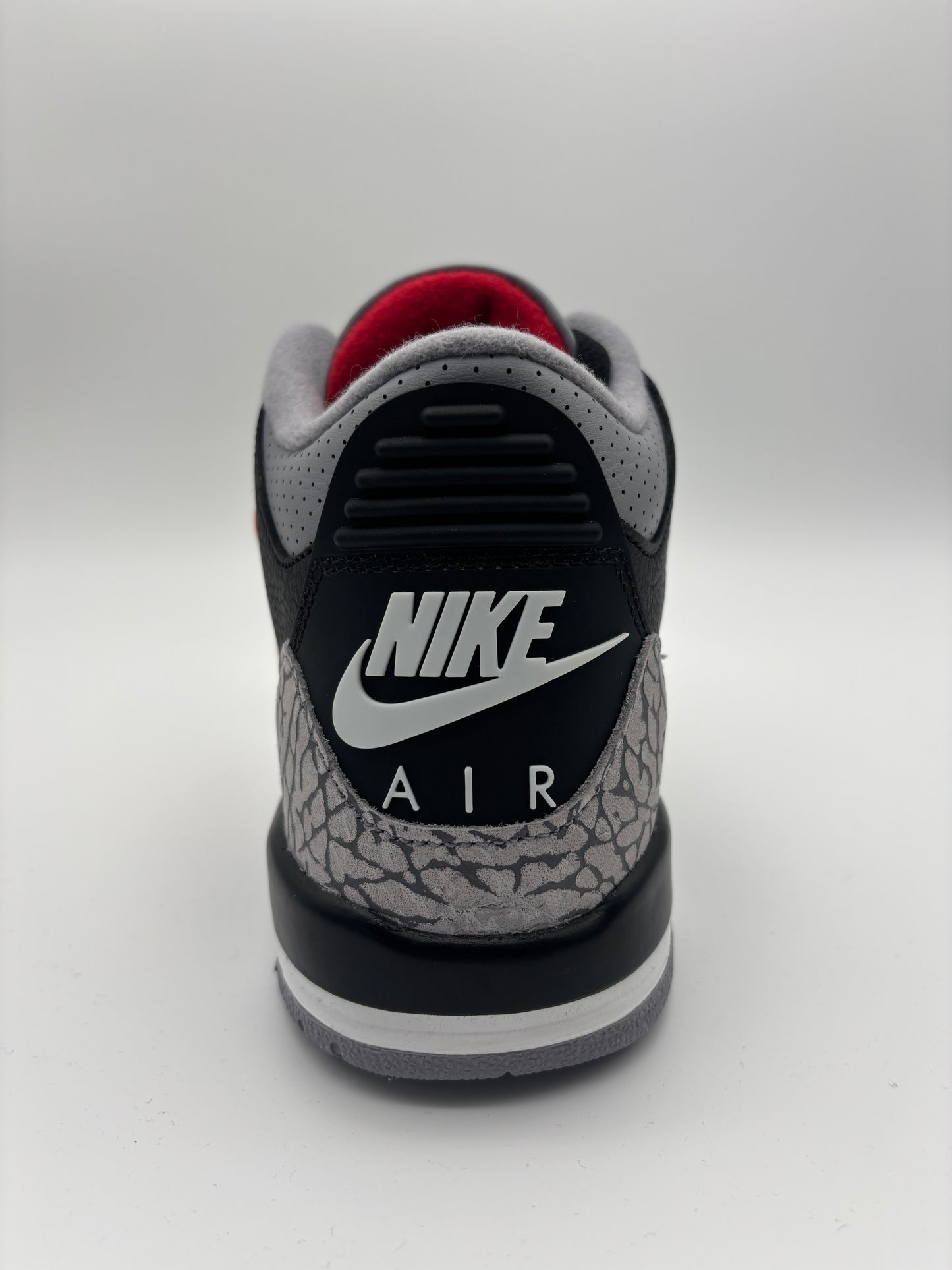JORDAN 3 BLACK CEMENT (NEW)