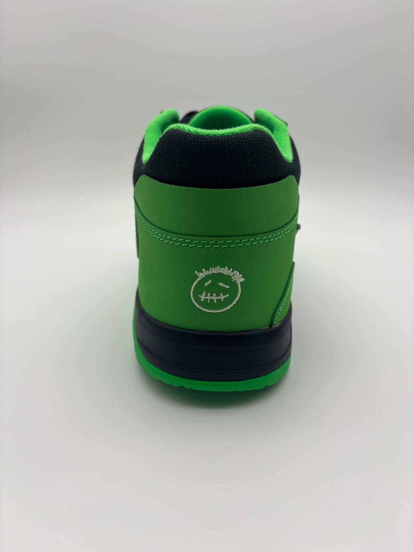 JUMPMAN JACK GREEN SPARK (NEW)